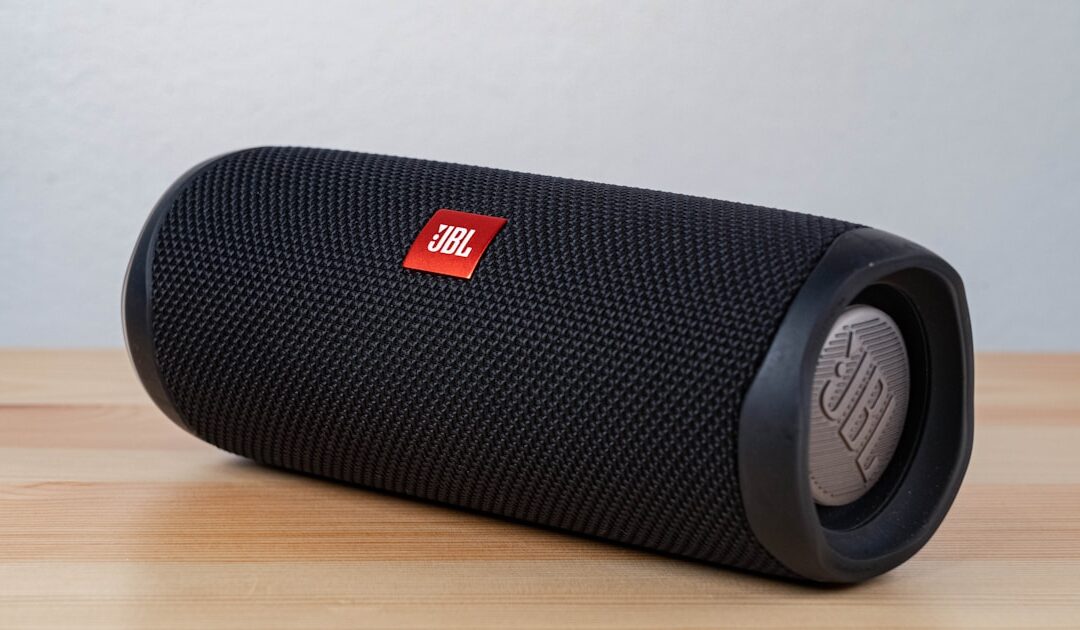 Les 5 meilleures enceintes Bluetooth pour l&rsquo;été 2026