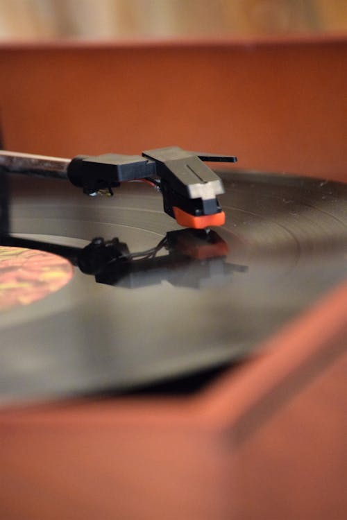 Le vinyle fait son grand retour : analyse d&rsquo;un phénomène