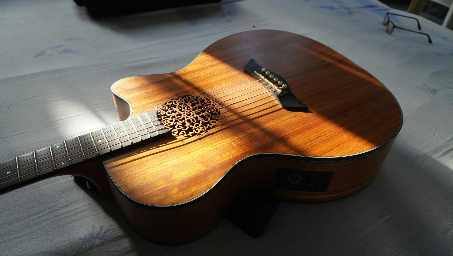Quelle guitare électrique choisir en 2026 : guide complet par budget — guitare-electrique guitare