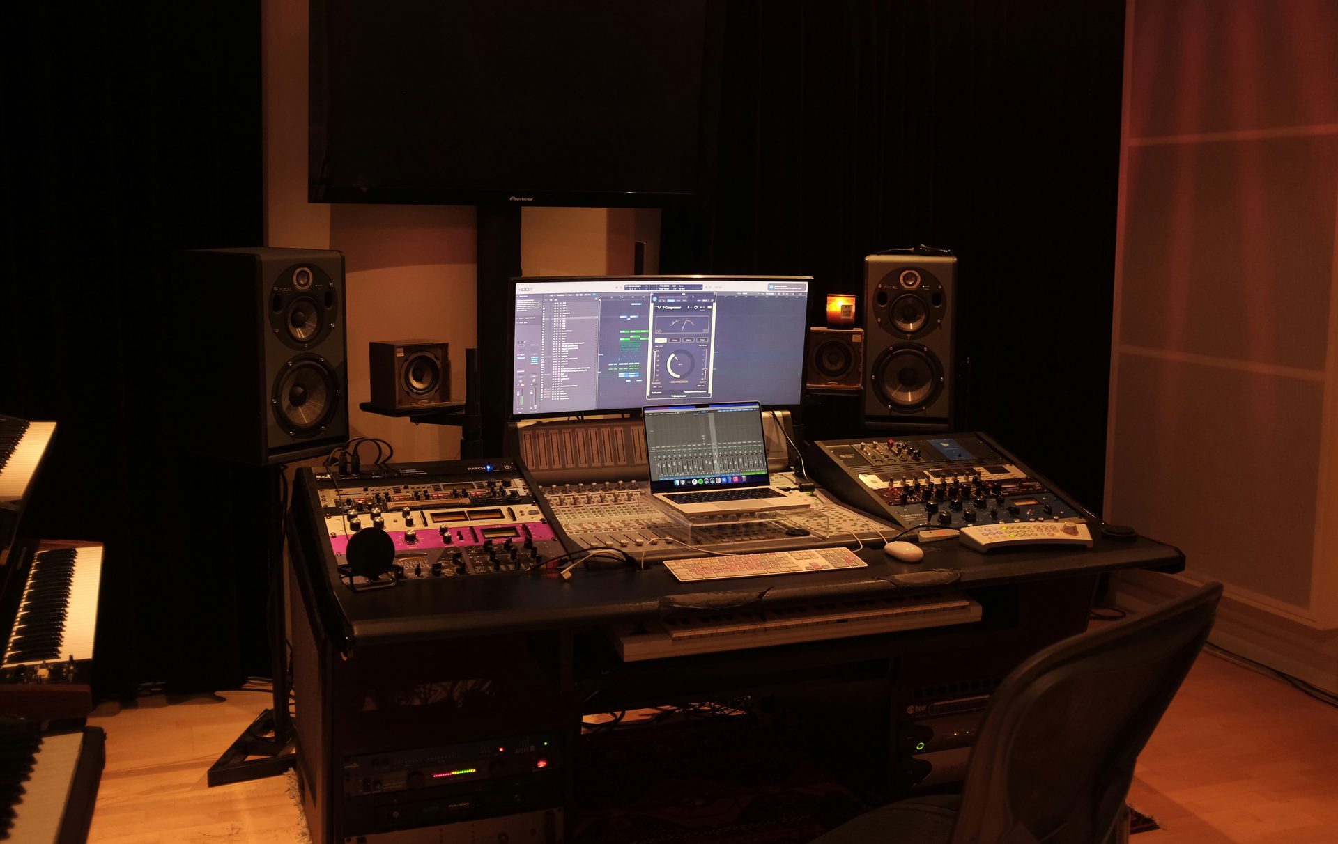 Home studio 1000 euros : le setup parfait pour produire chez soi — home studio home studio